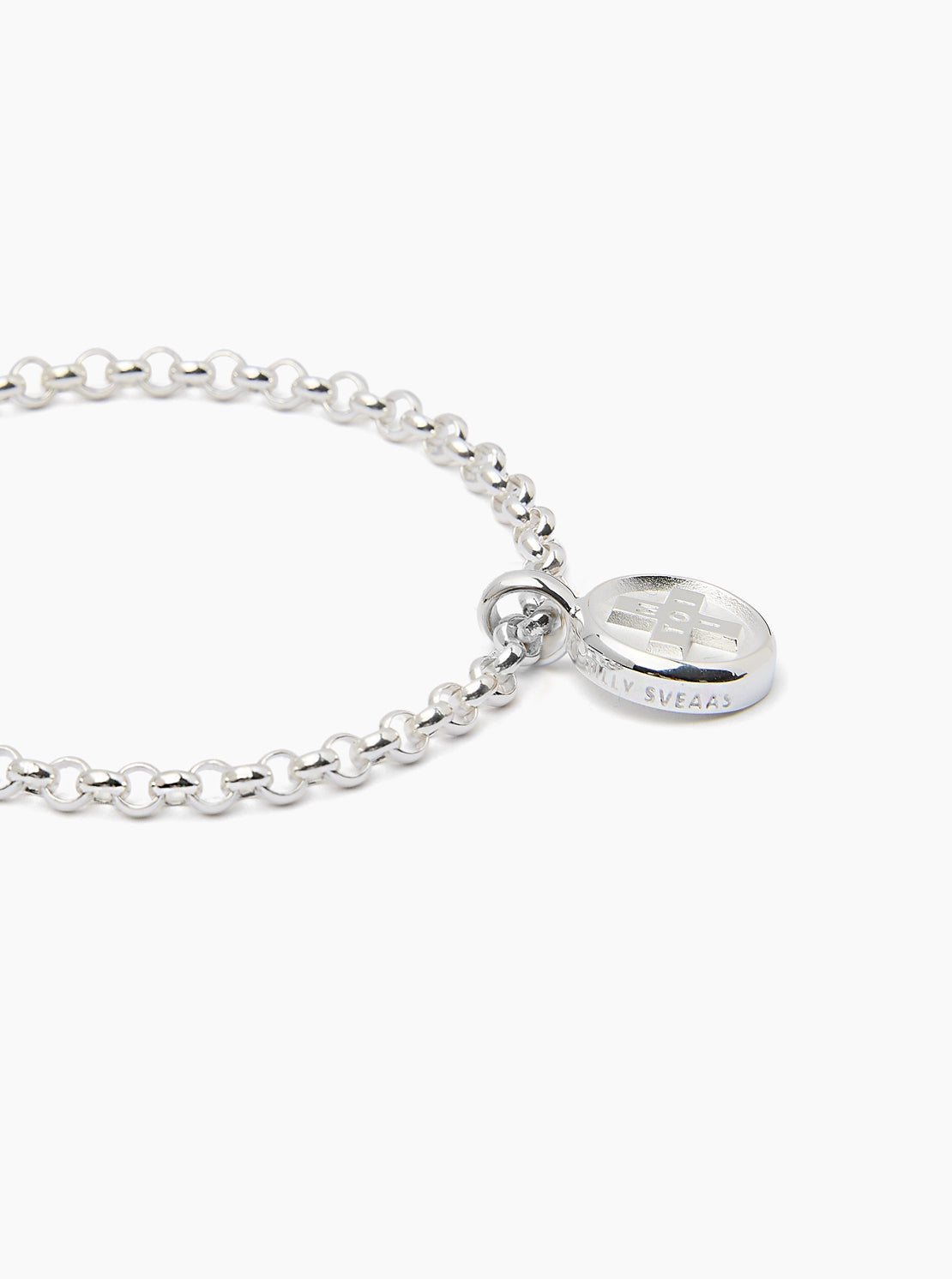 Small Silver Moi + Toi Disc on Belcher Bracelet