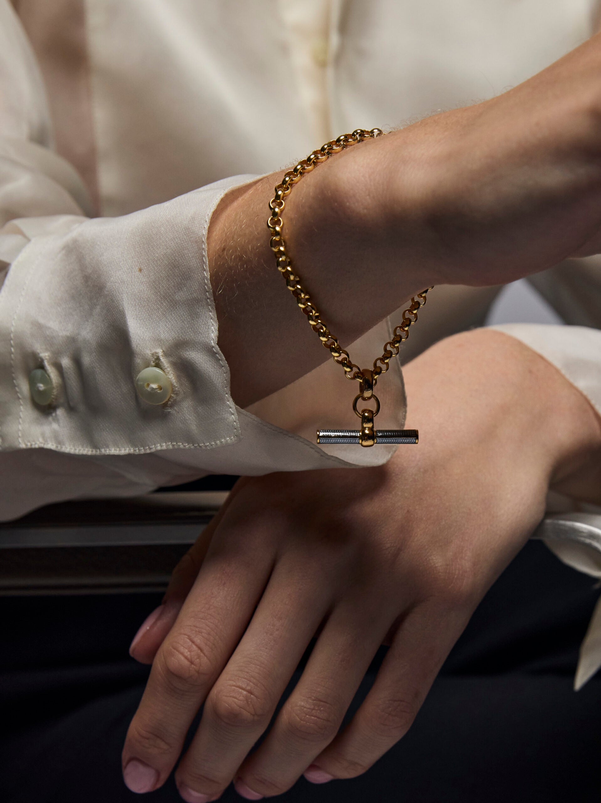 Grey Enamelled Small Gold T-bar on Belcher Bracelet