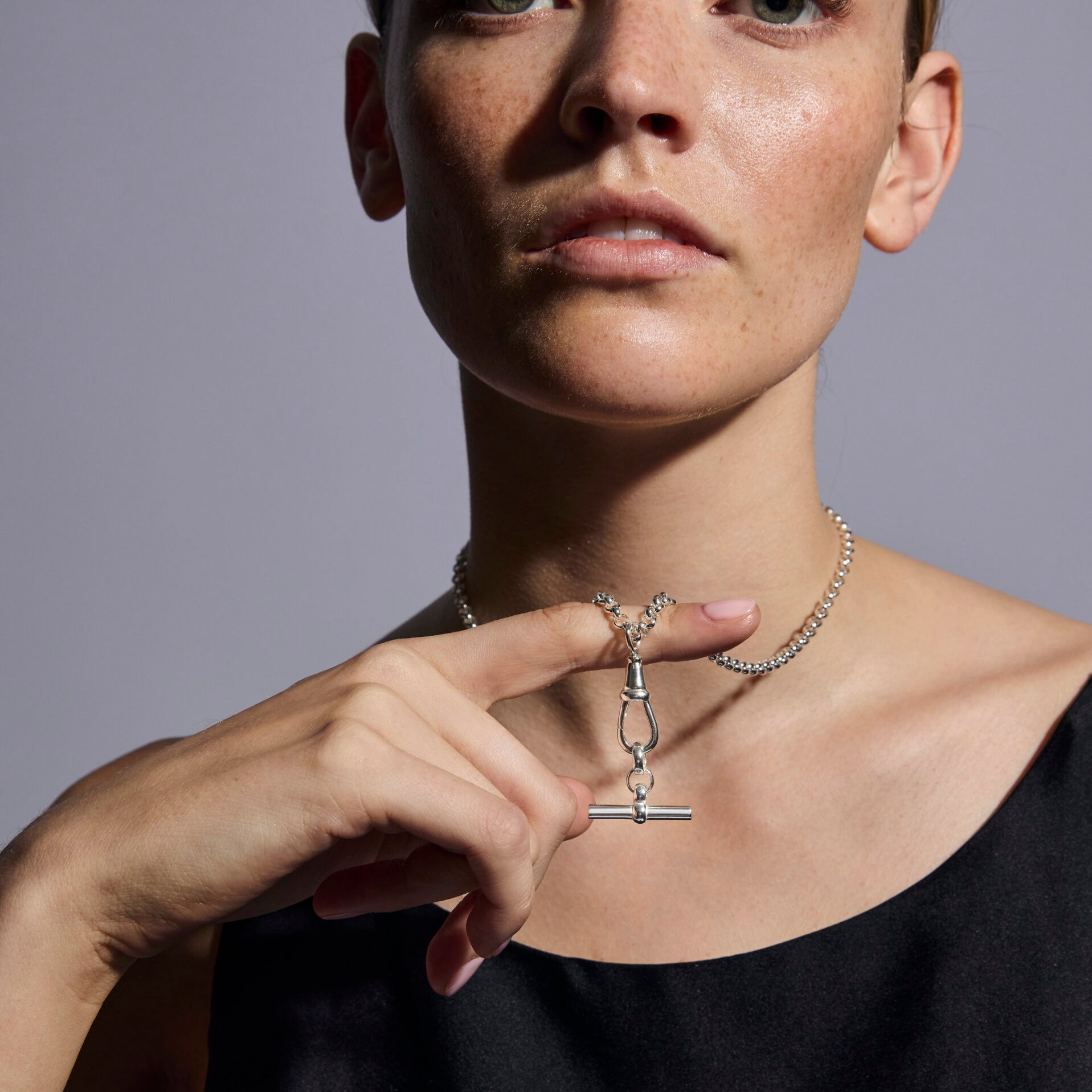 Small Silver T-Bar on Belcher Clipt Necklace