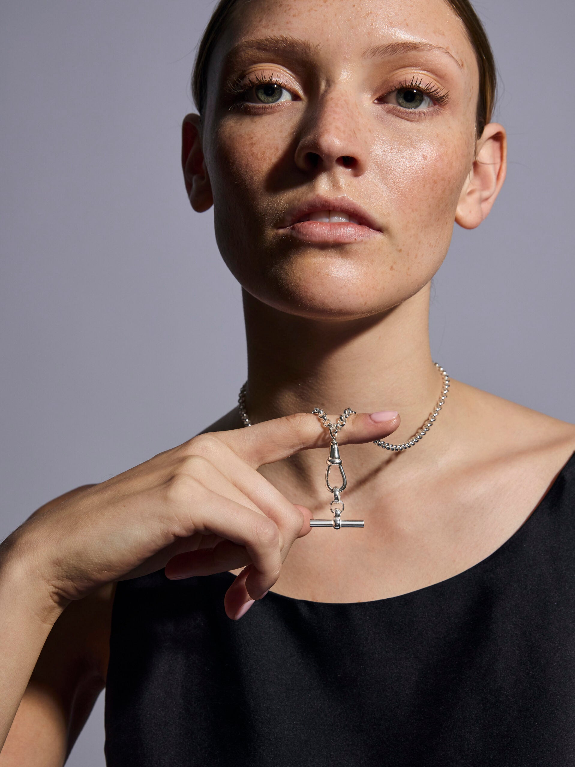 Small Silver T-Bar on Belcher Clipt Necklace