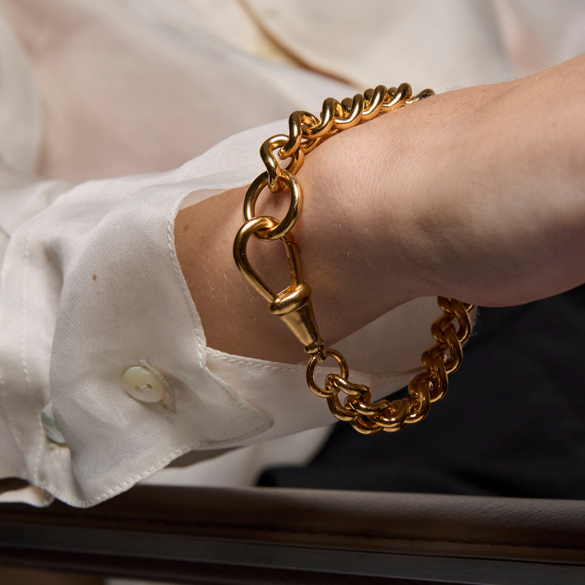 Large Gold Curb Clipt Bracelet