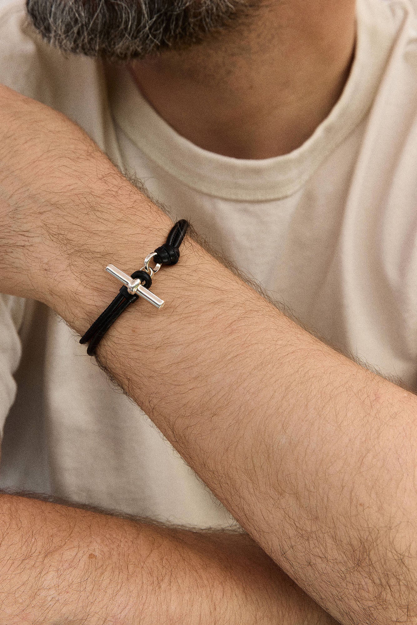 Men's Silver T-Bar on Noir Leather Bracelet