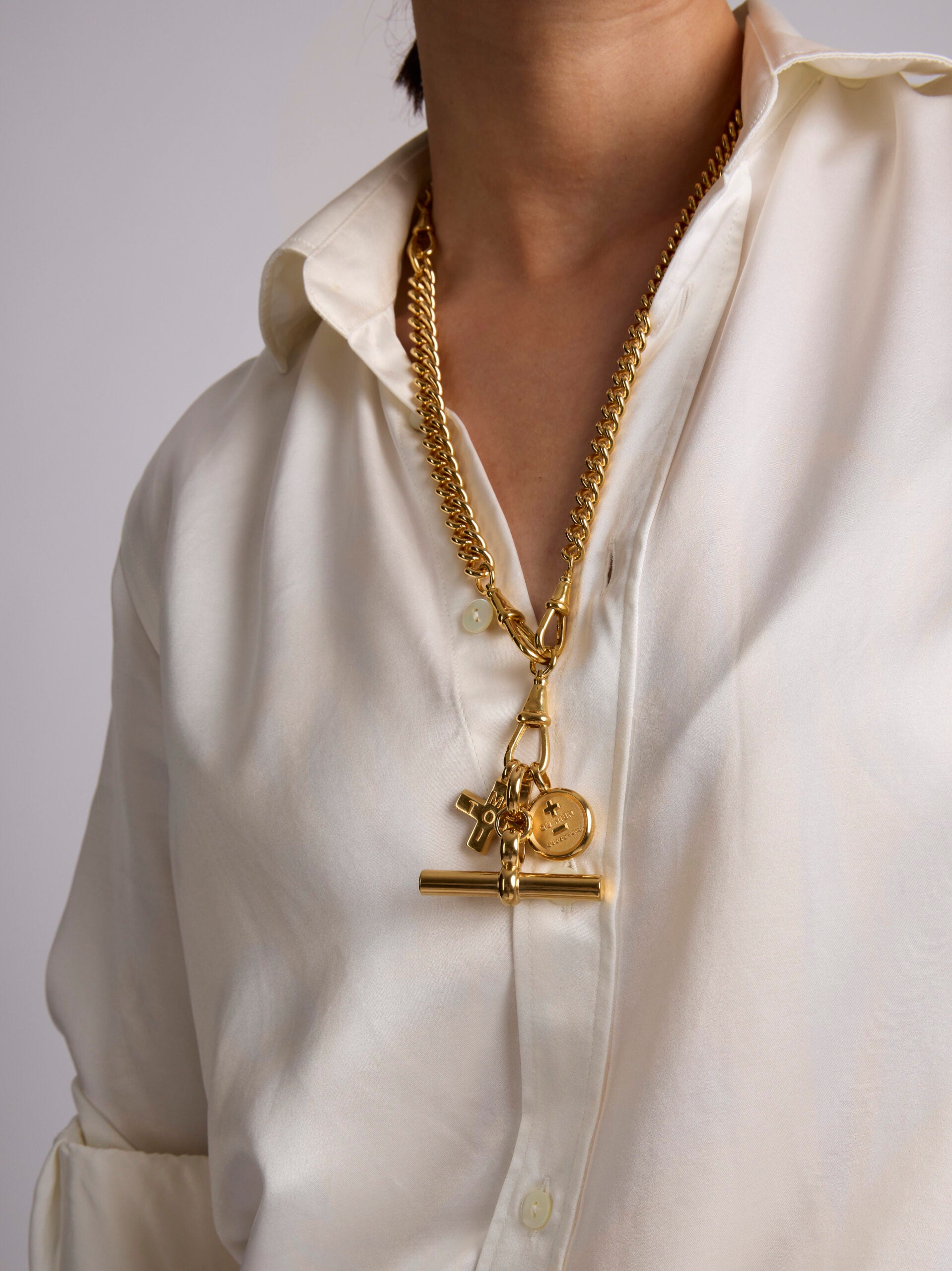 Gold Moi + Toi Curb ClipT Necklace Set
