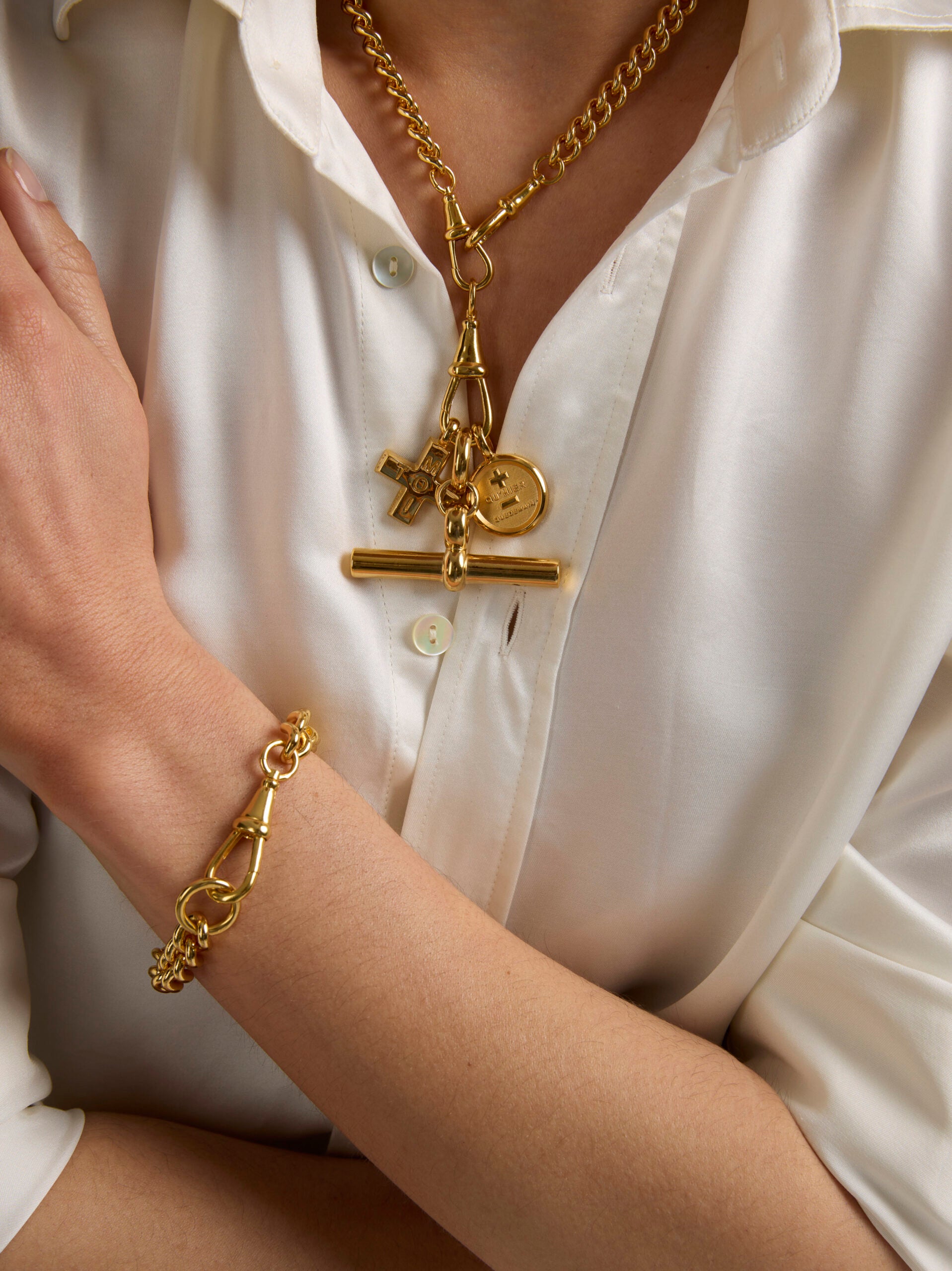 Gold Moi + Toi Curb ClipT Necklace Set