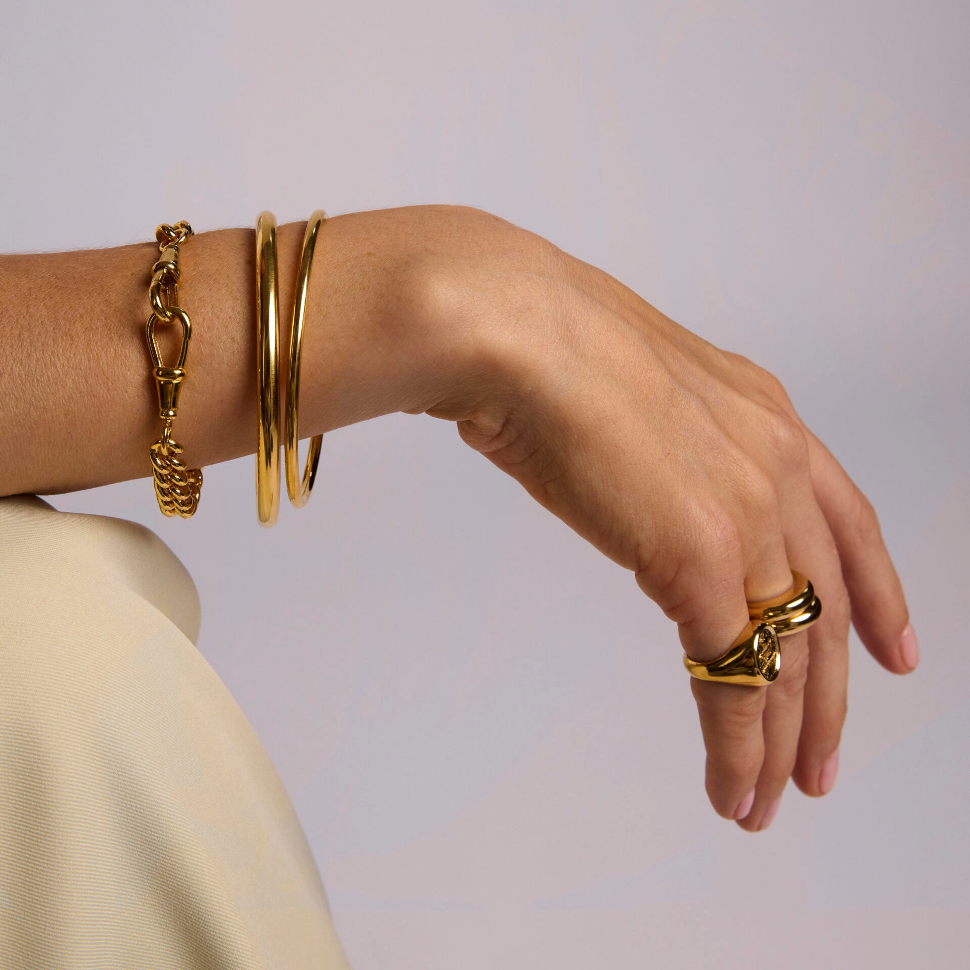 Small Gold Que Demain Disc on Medium Curb Clipt Bracelet