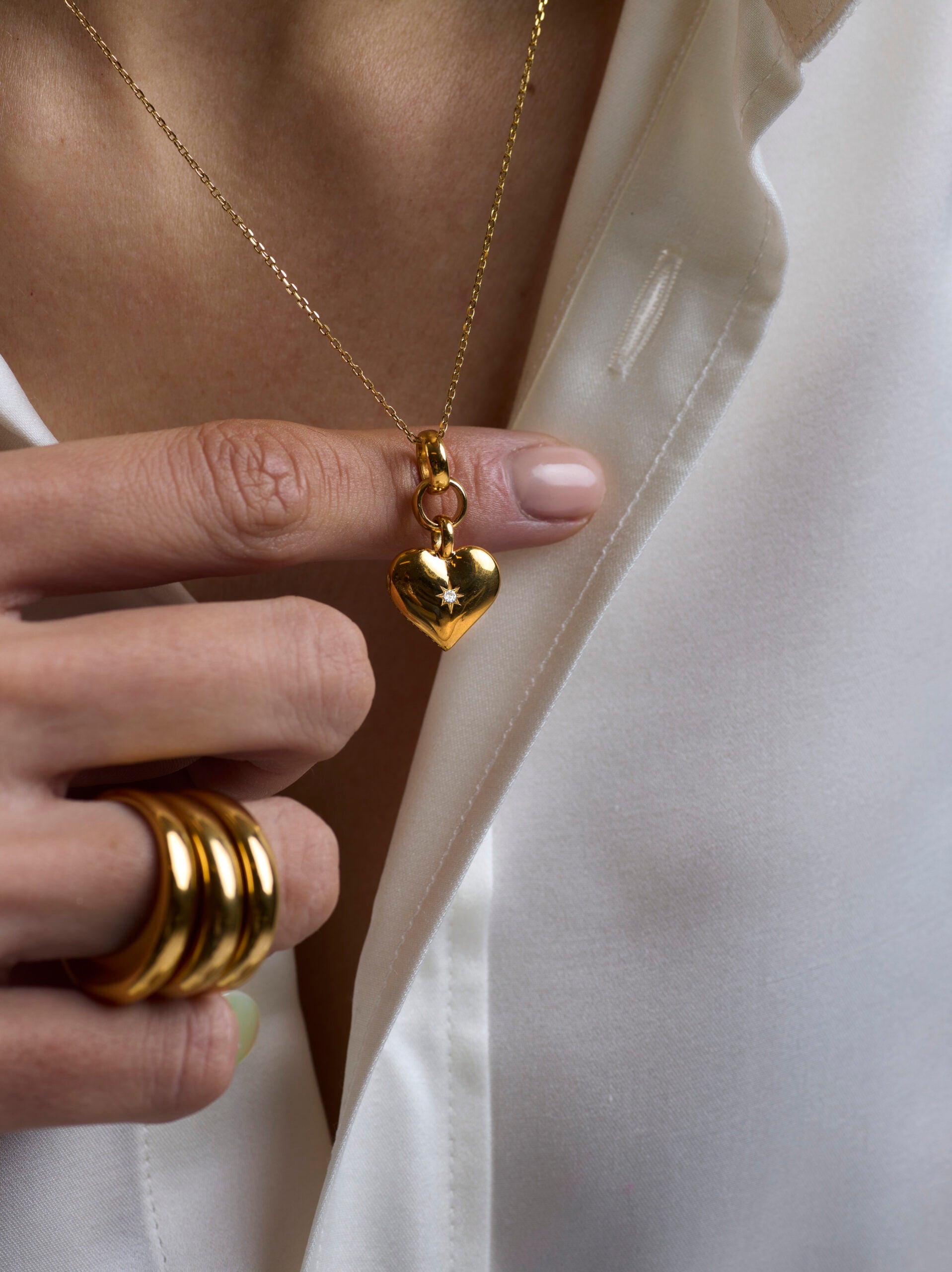 Small Gold Heart on Trace Chain