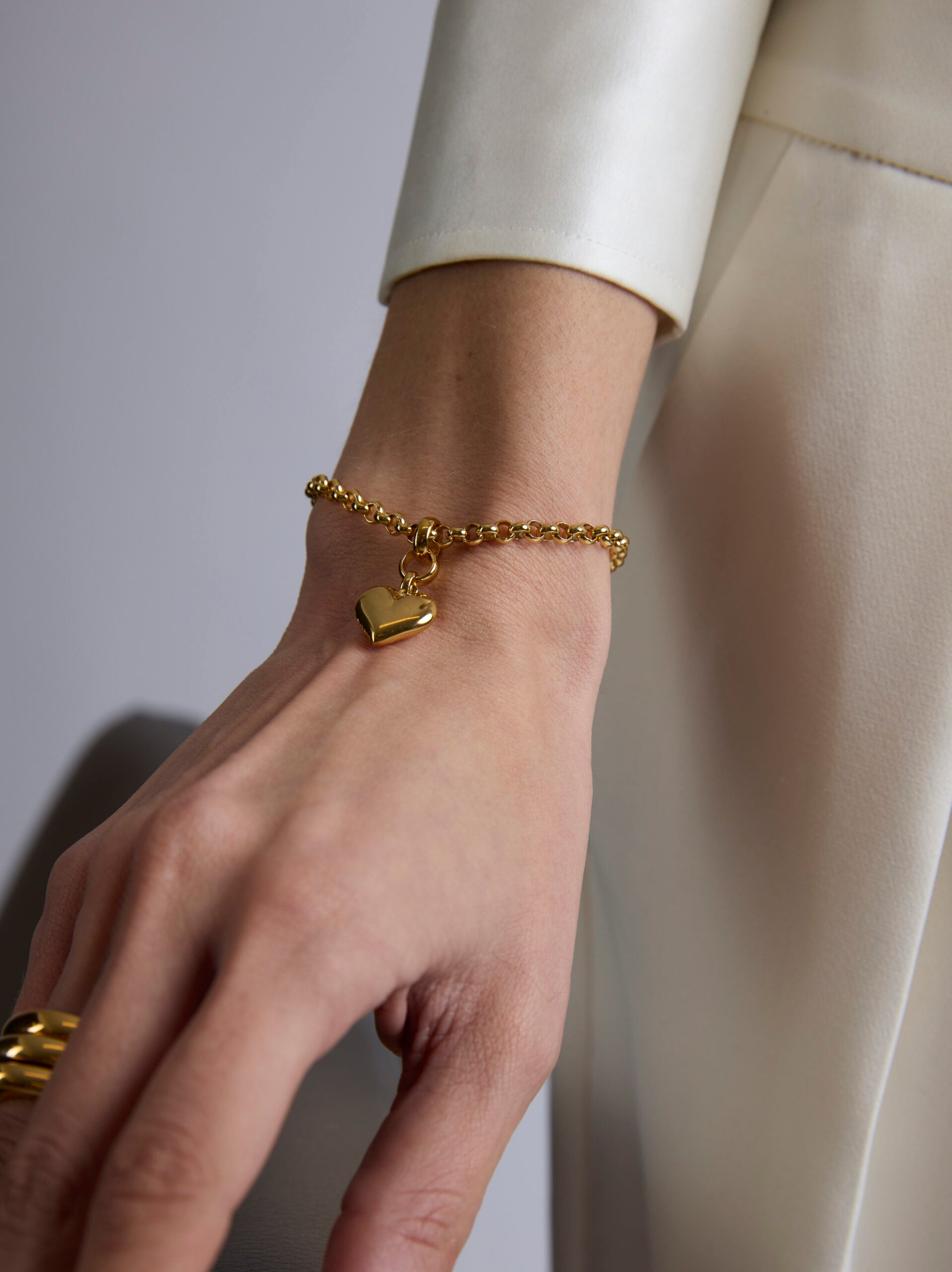 Small Gold Heart on Belcher Bracelet