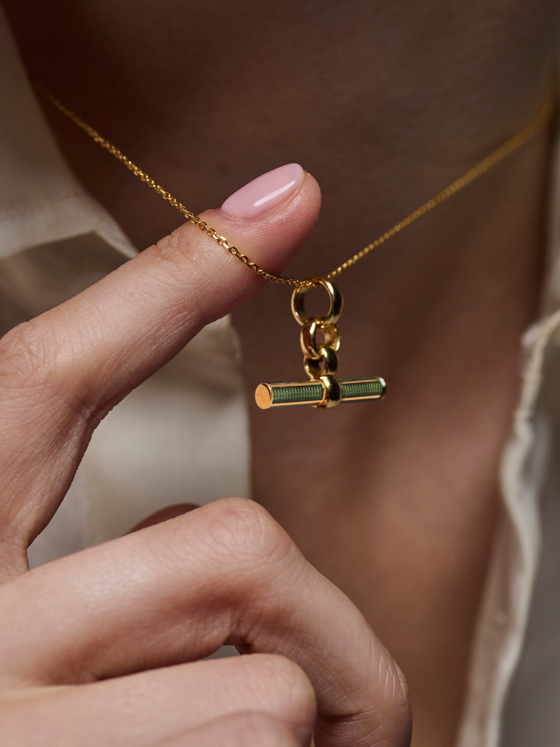 Olive Enamelled Small Gold T-bar on Trace Chain