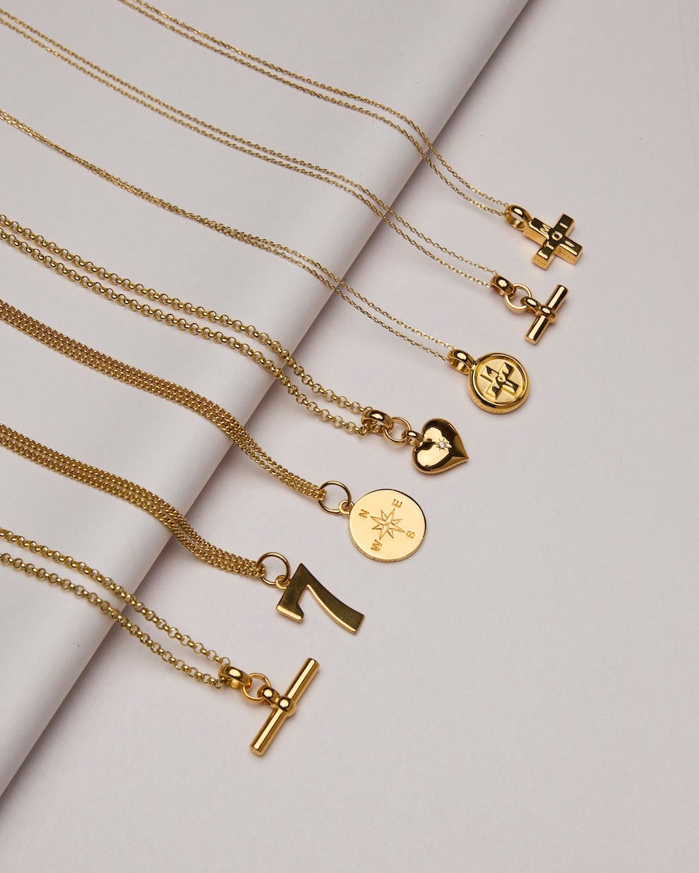 Mini-Gold-T-Bar-On-Trace-Chain-Tilly-Sveaas-