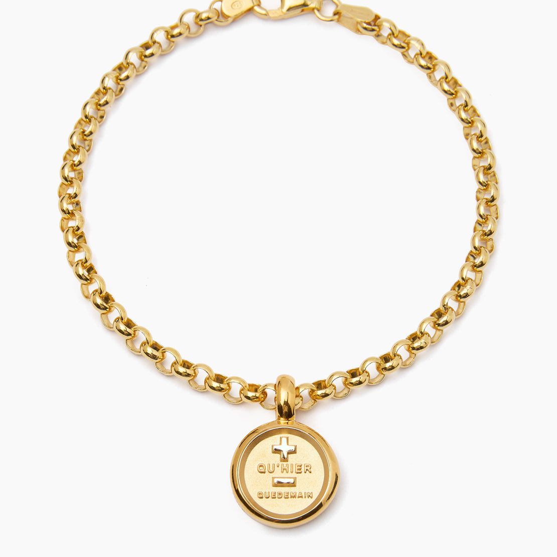 Small Gold Que Demain Disc on Belcher Bracelet