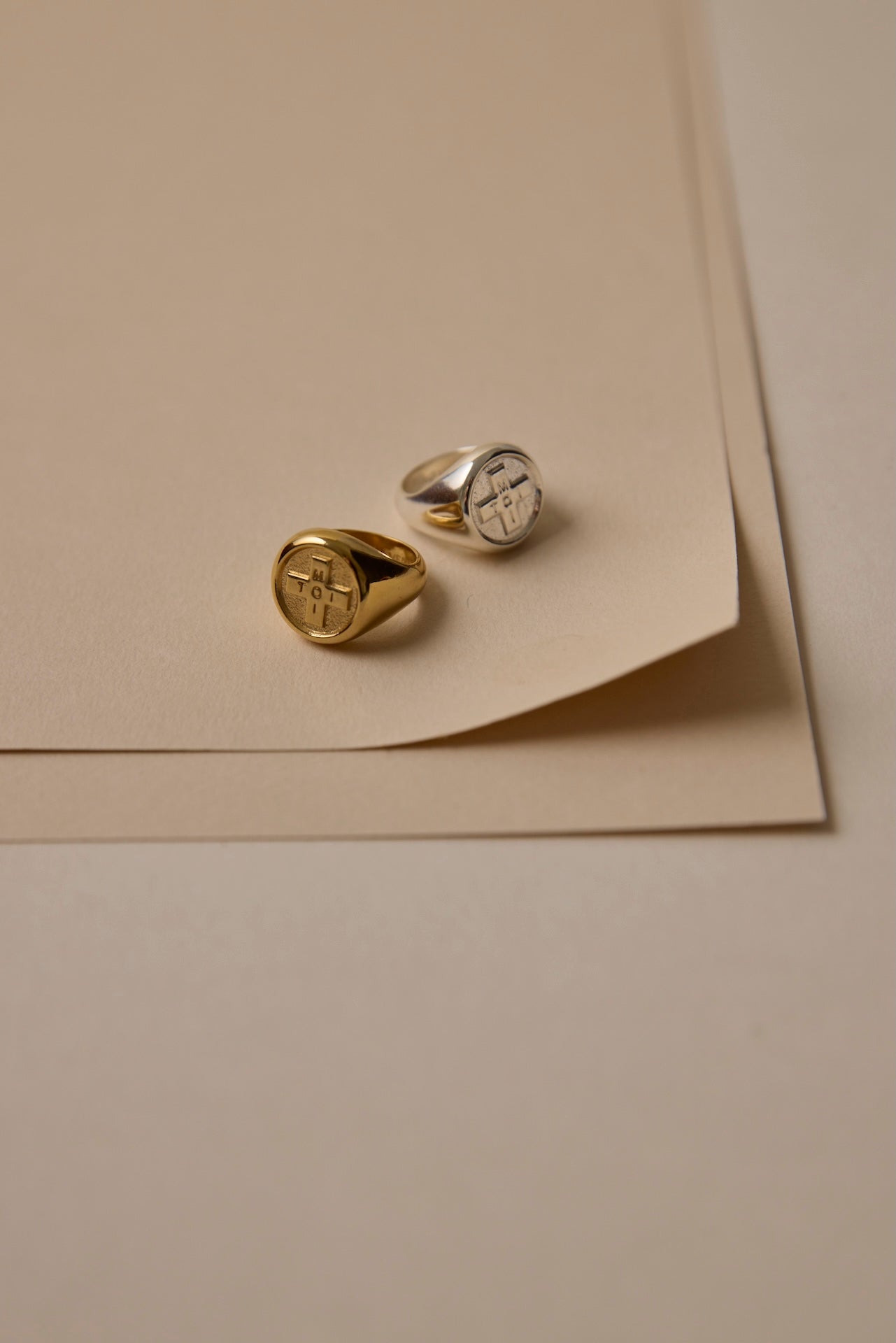 Gold Moi + Toi Signet Ring - Creative Product - Tilly Sveaas