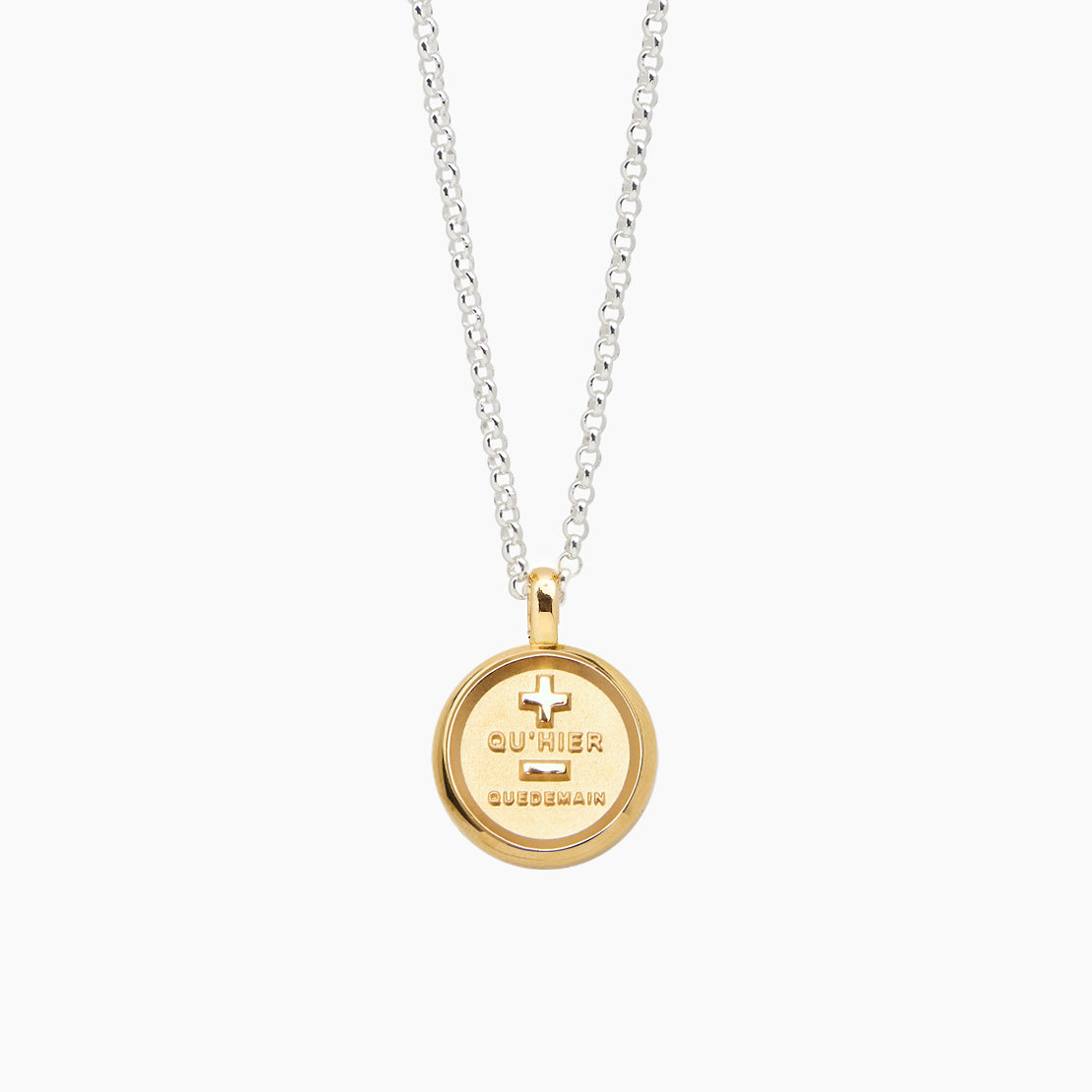 Mixed Metal Large Que Demain Disc on Belcher Chain