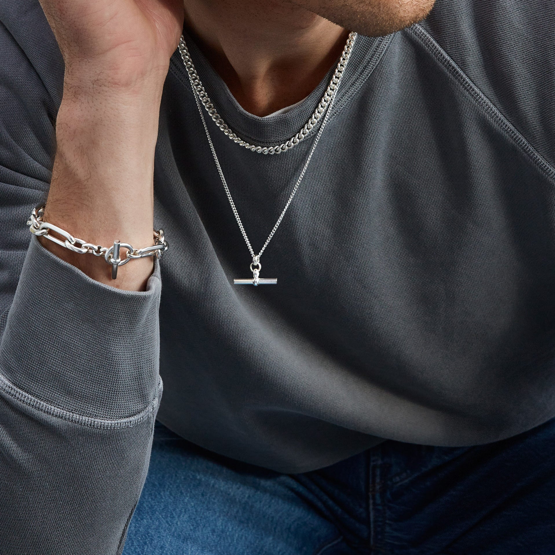 Men's Solid Sterling Silver T-Bar On Fine Curb Chain