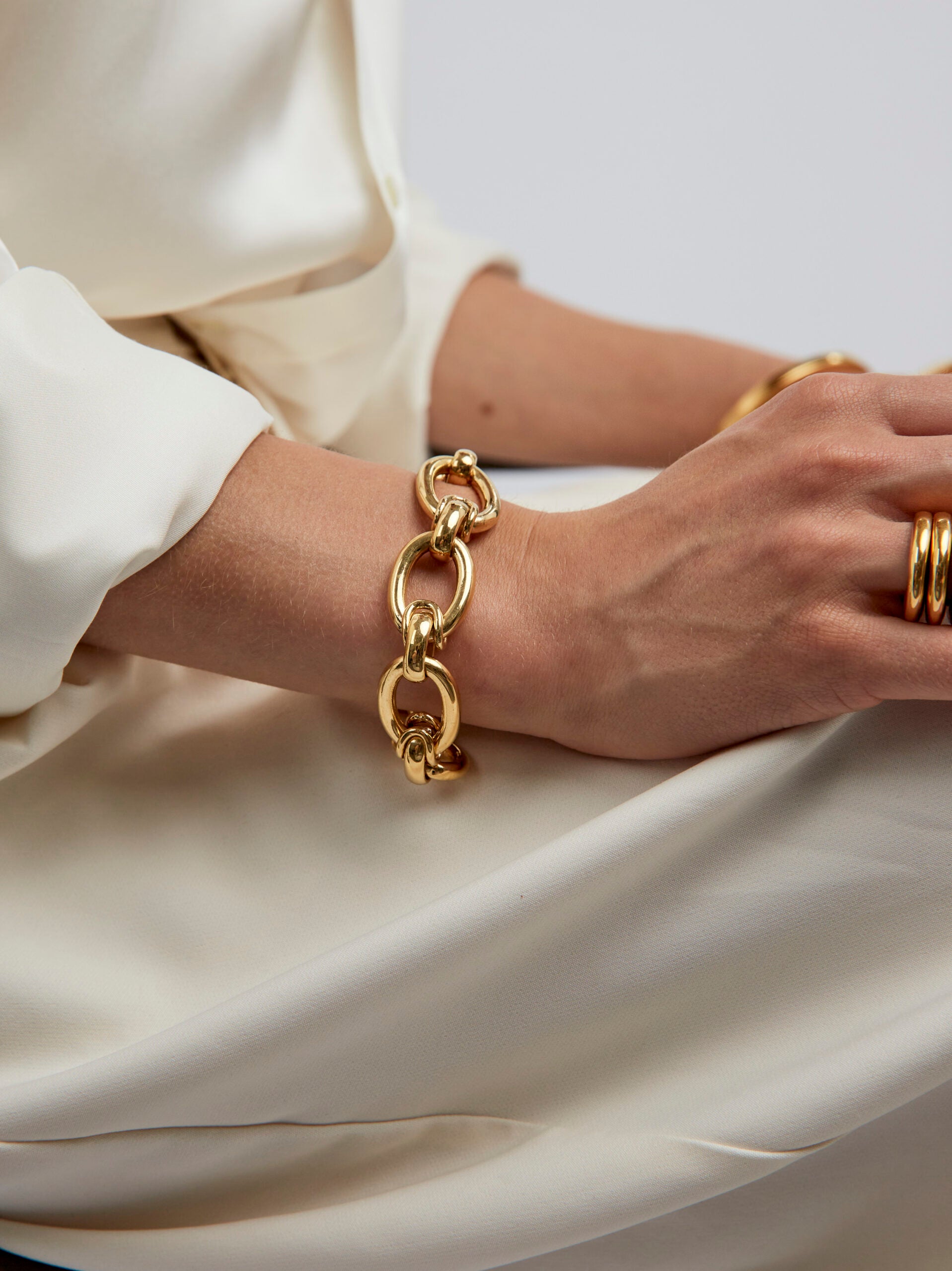 Giant Gold Interlock Bracelet