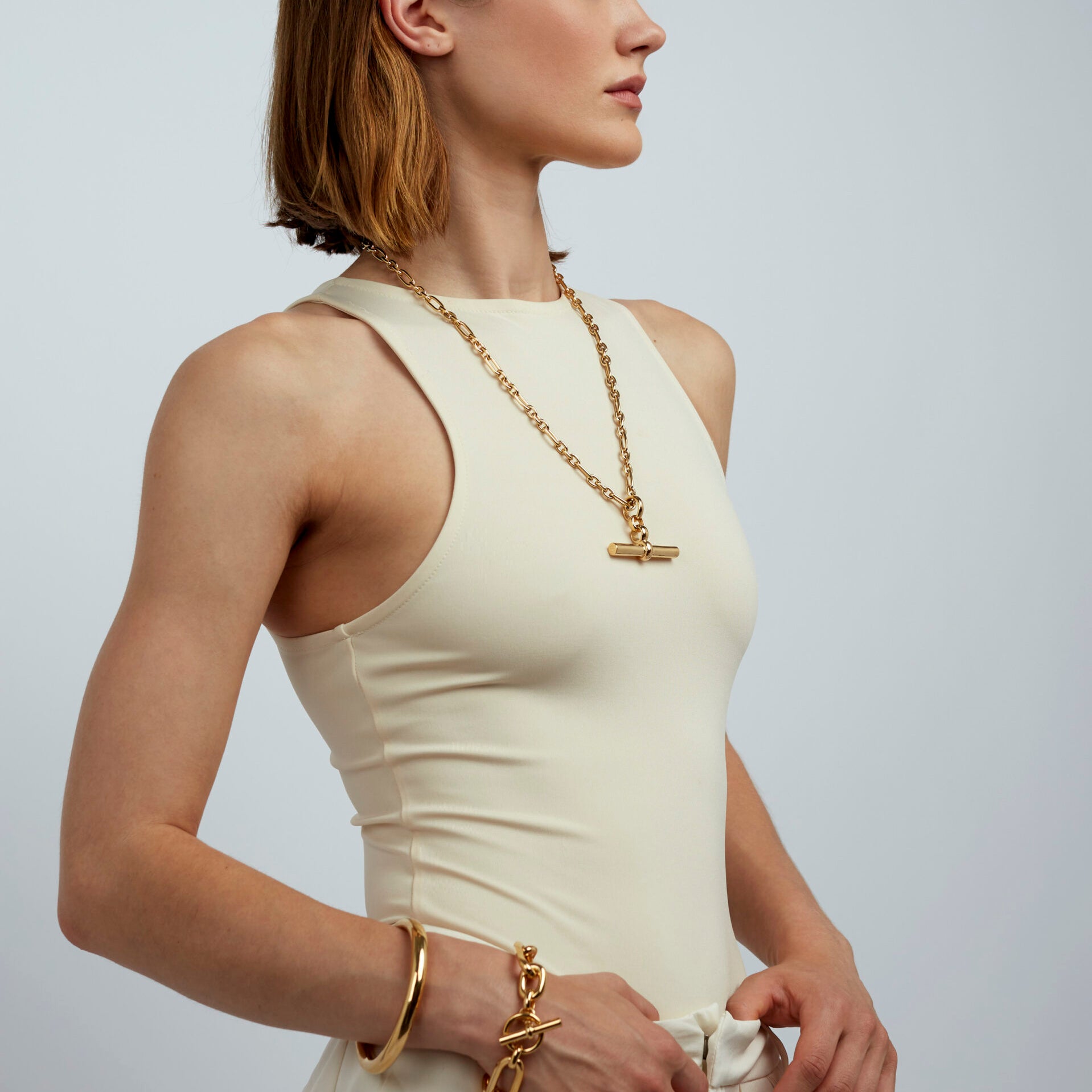 Giant Gold T-Bar On Tiny Watch Chain Necklace
