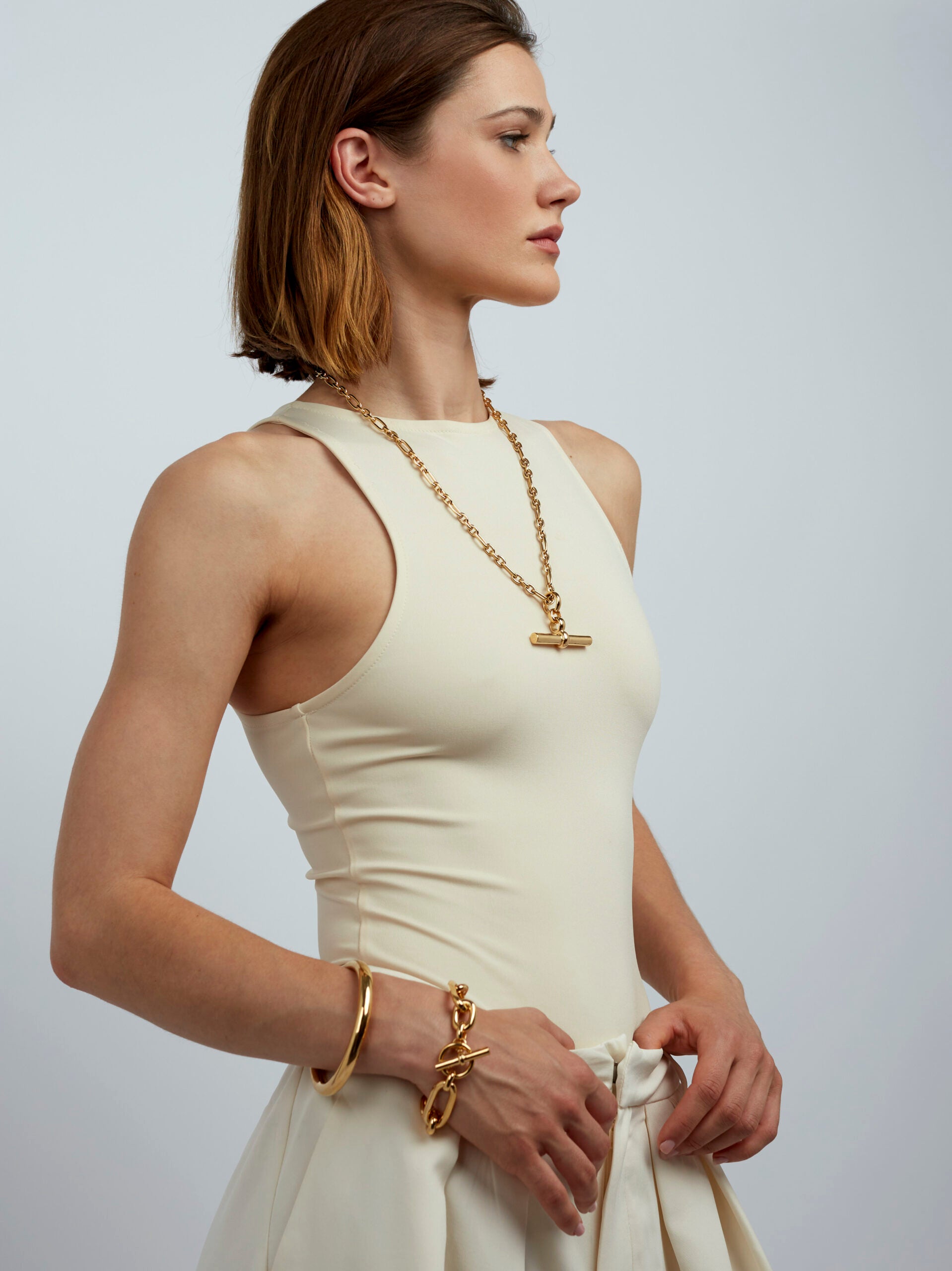Giant Gold T-Bar On Tiny Watch Chain Necklace