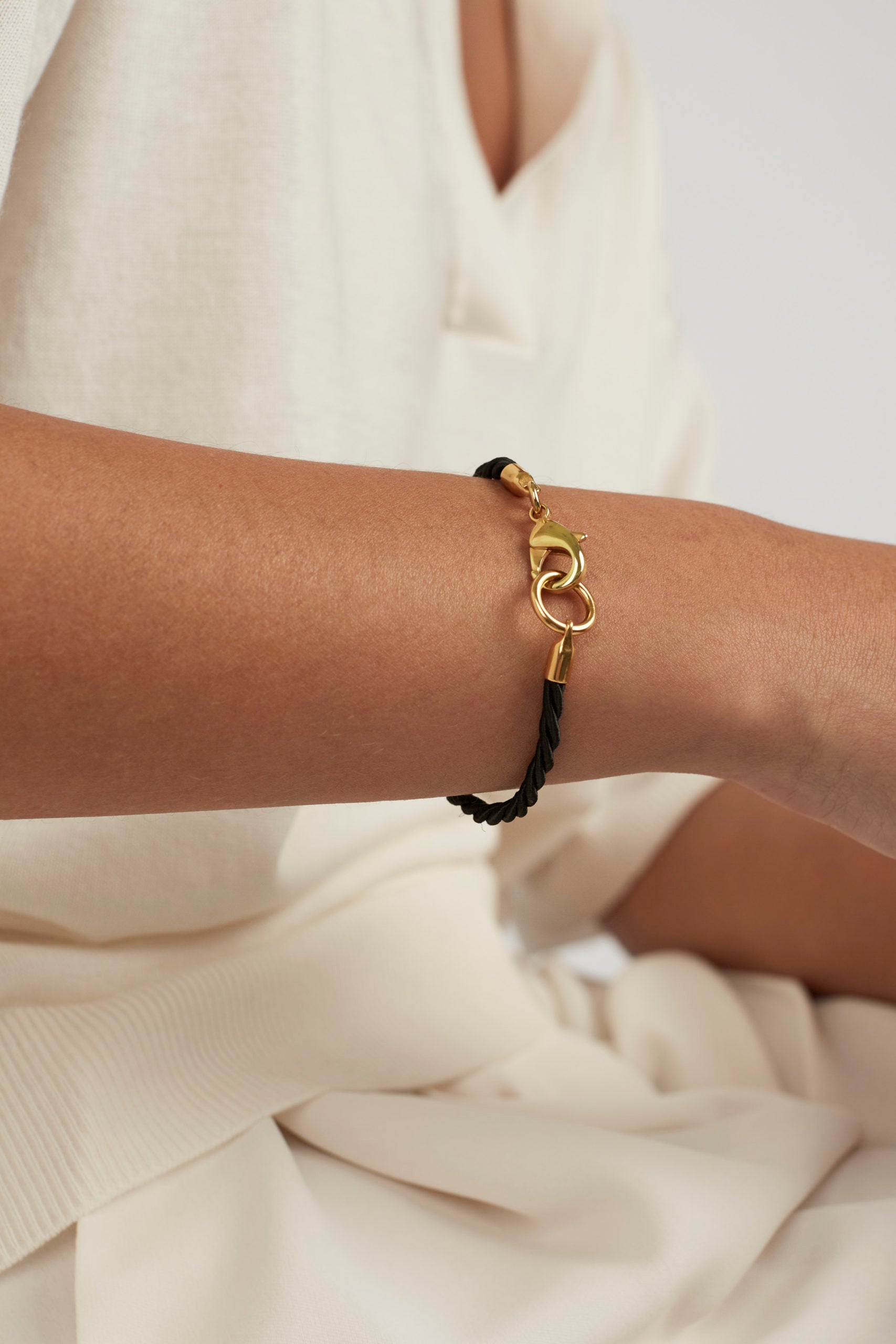 Tilly Sveaas Noir Gold Friendship Bracelet