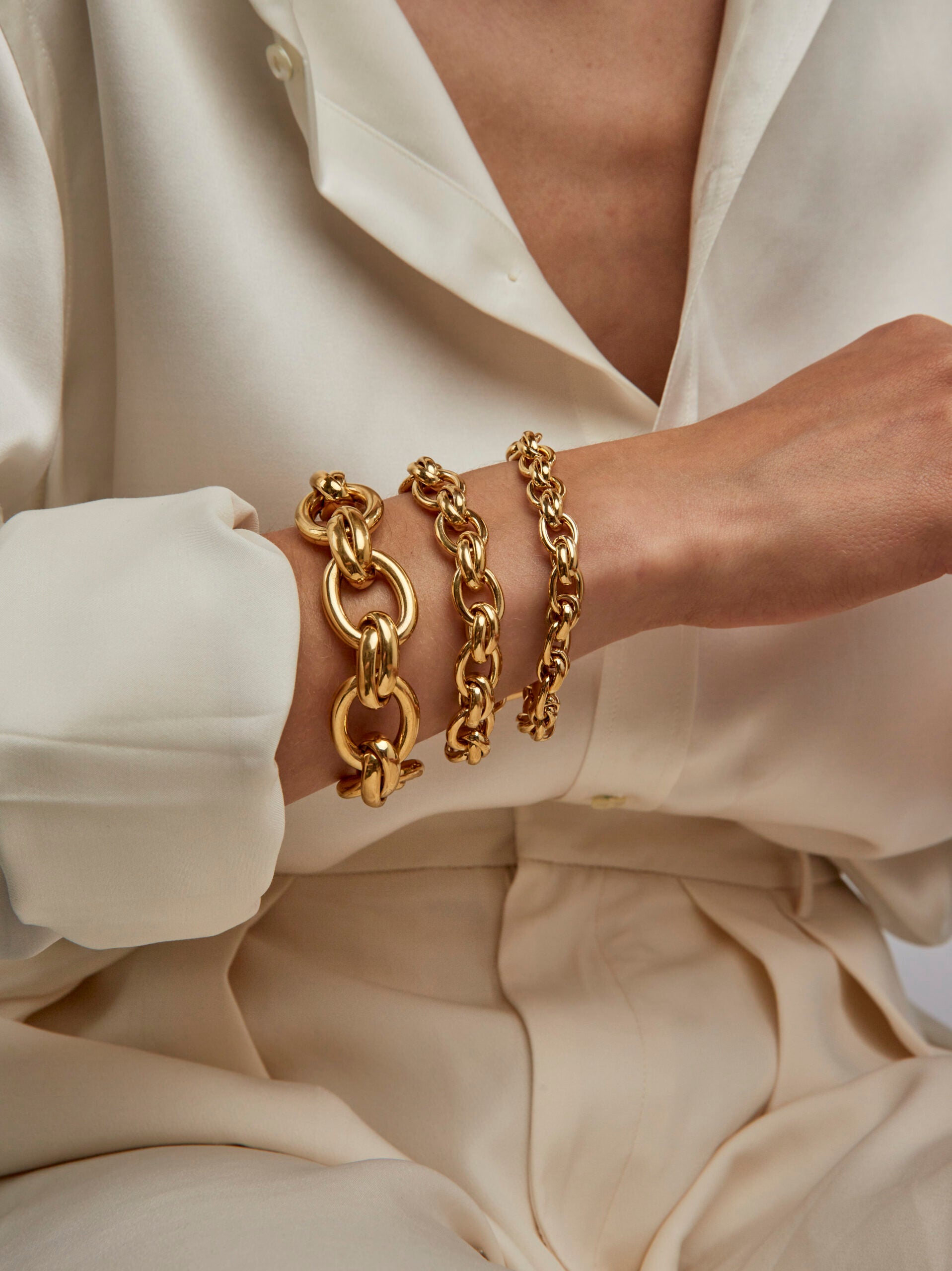 Large Gold Double Linked Bracelet