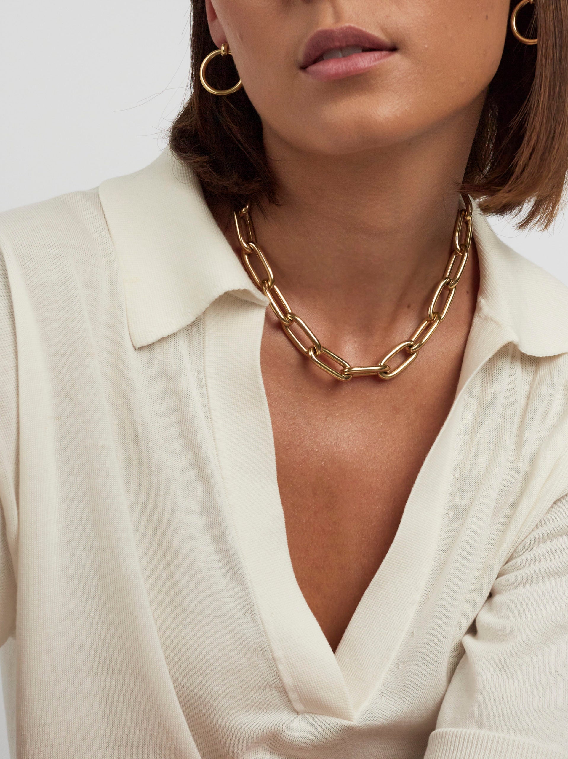 Medium Gold Oval Chain Necklace