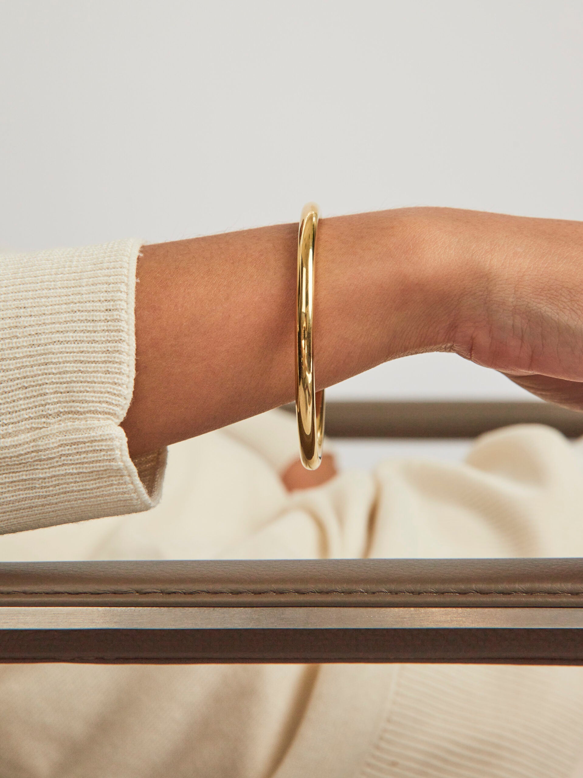 Medium Plain Gold Bangle