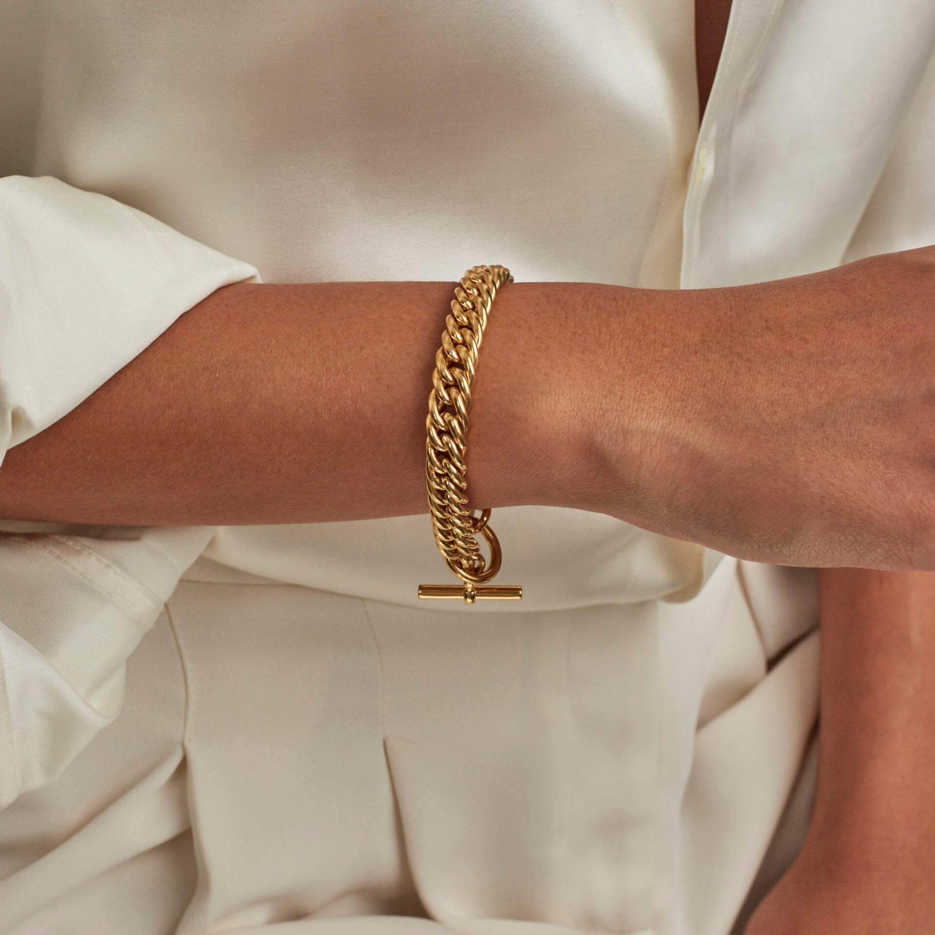Slim Gold Curb Link Bracelet