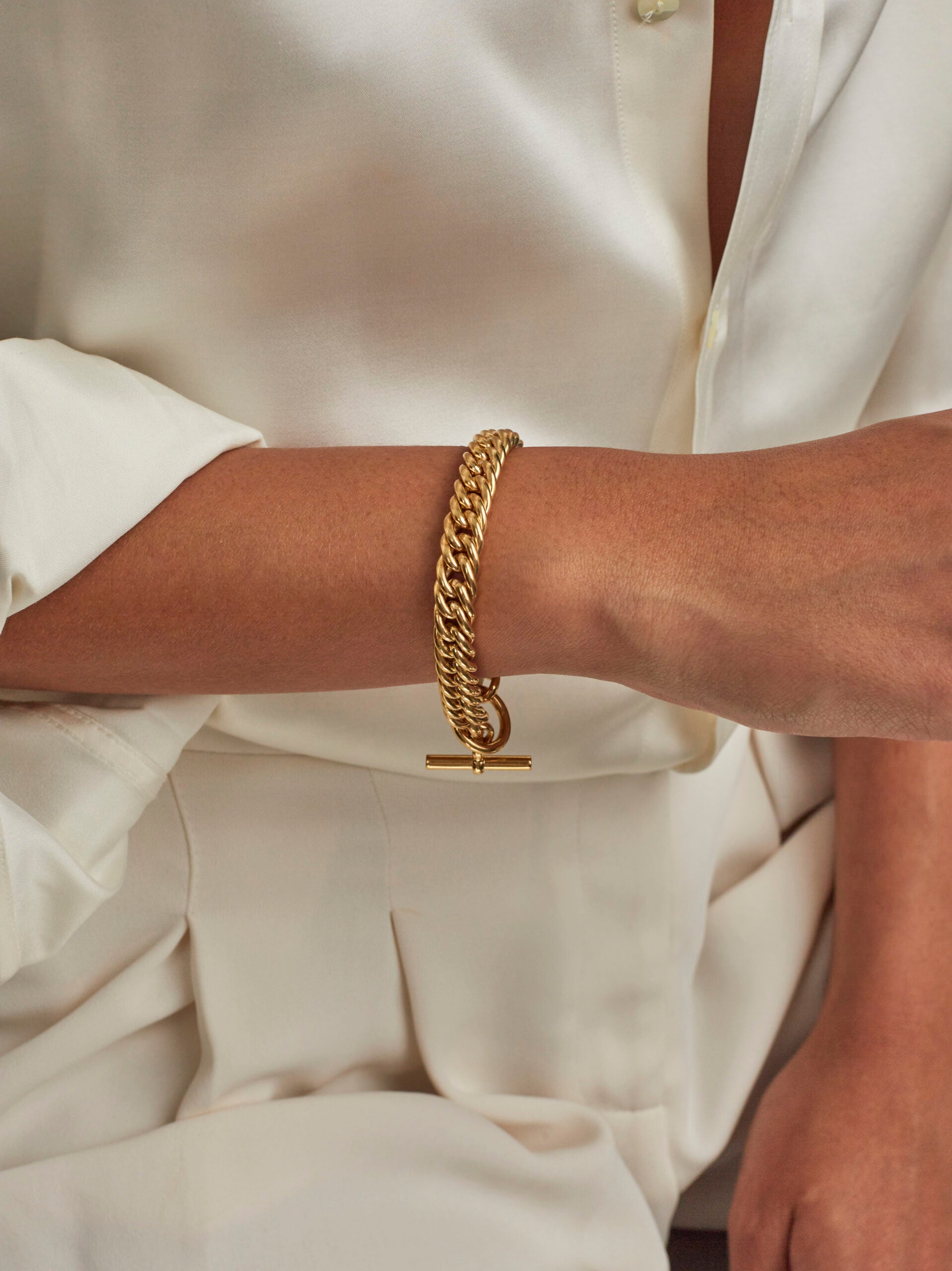 Slim Gold Curb Link Bracelet