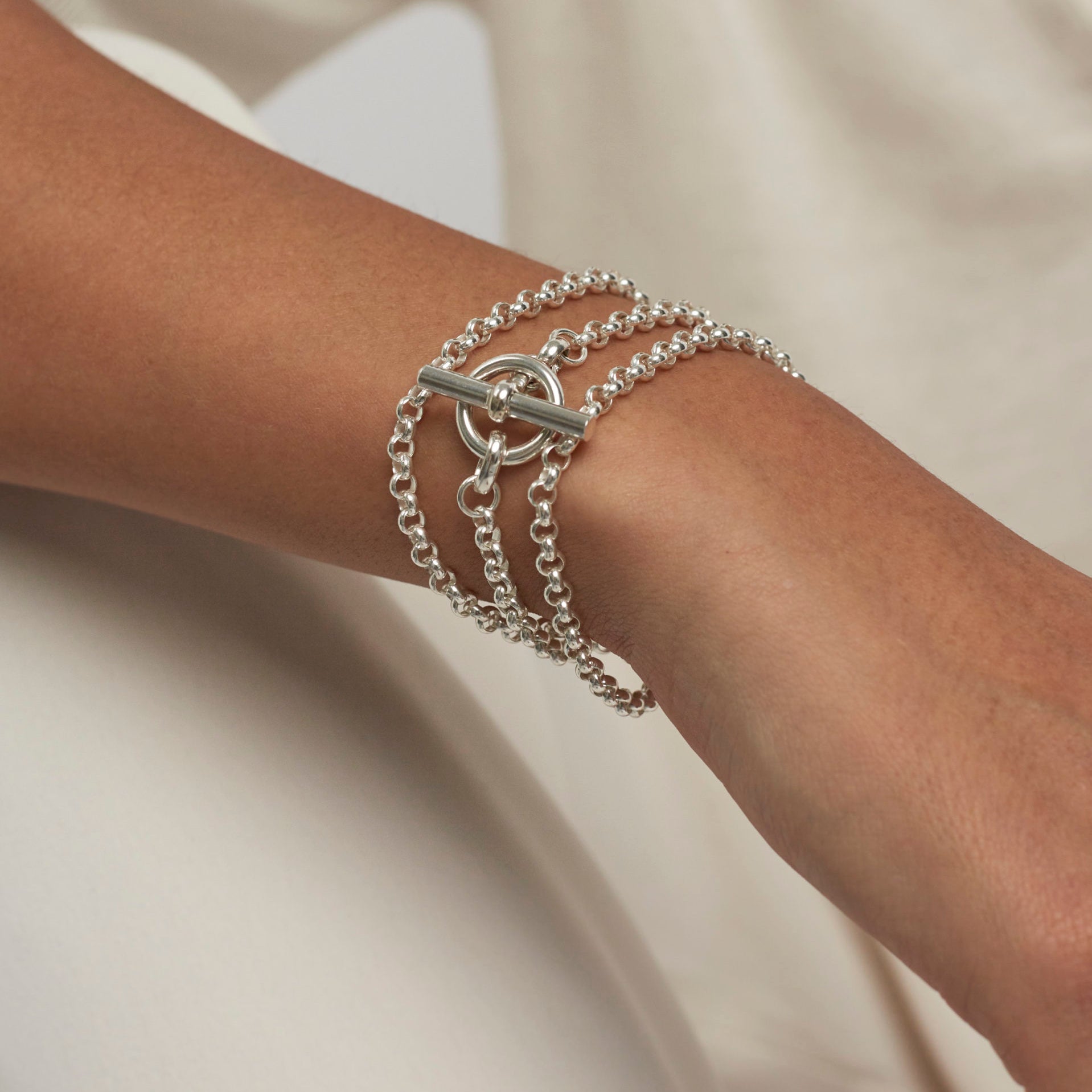 Short Silver Lariat Necklace