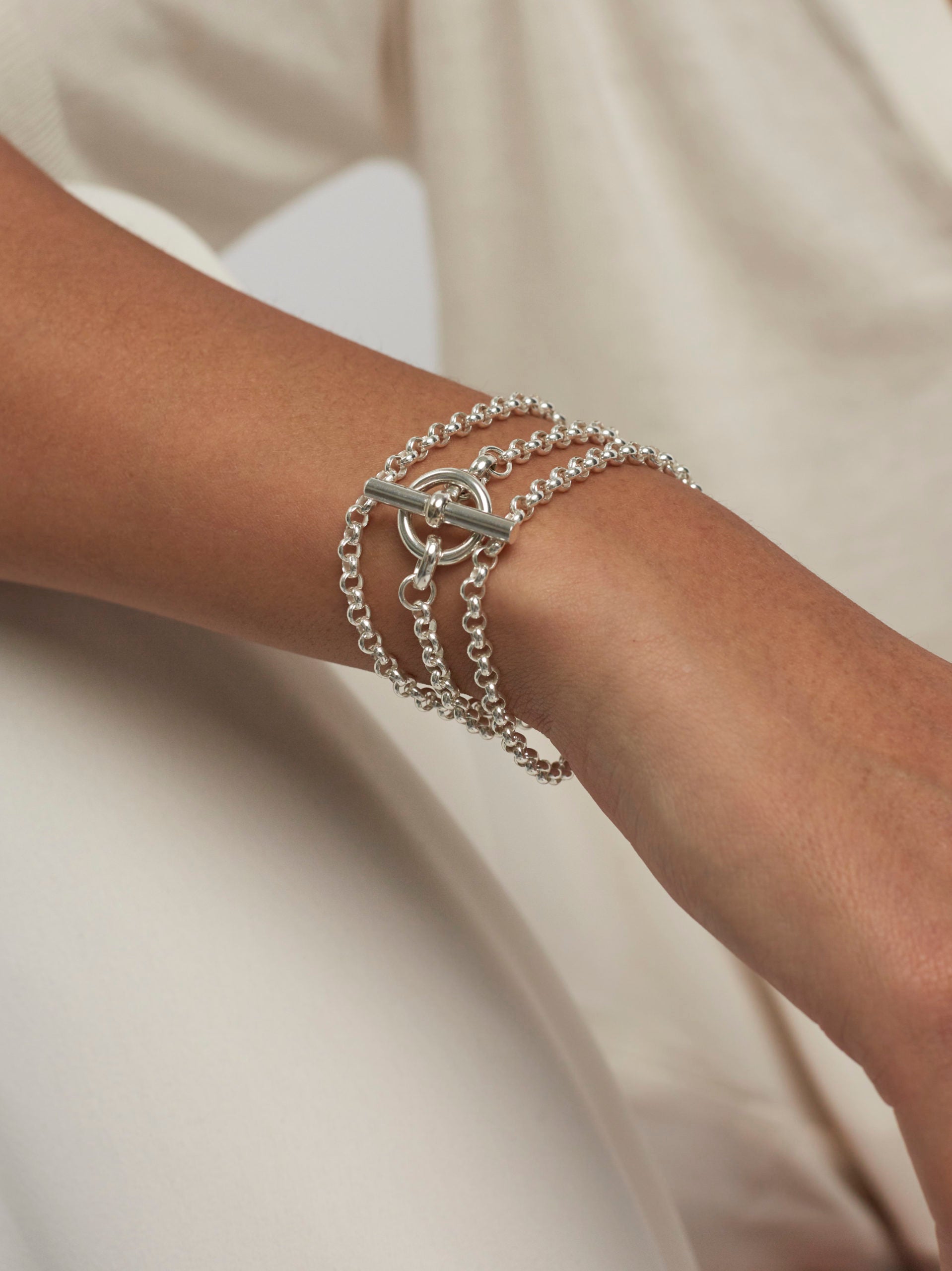 Short Silver Lariat Necklace
