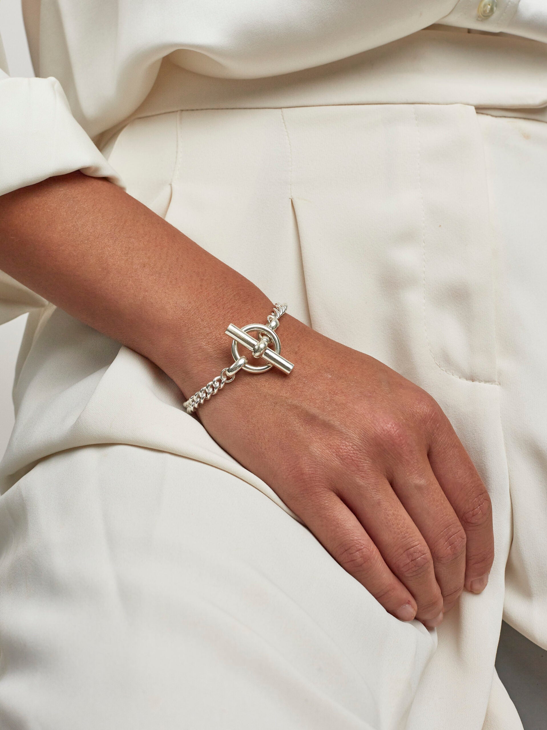 T-Bar Clasp Silver Curb Link Bracelet