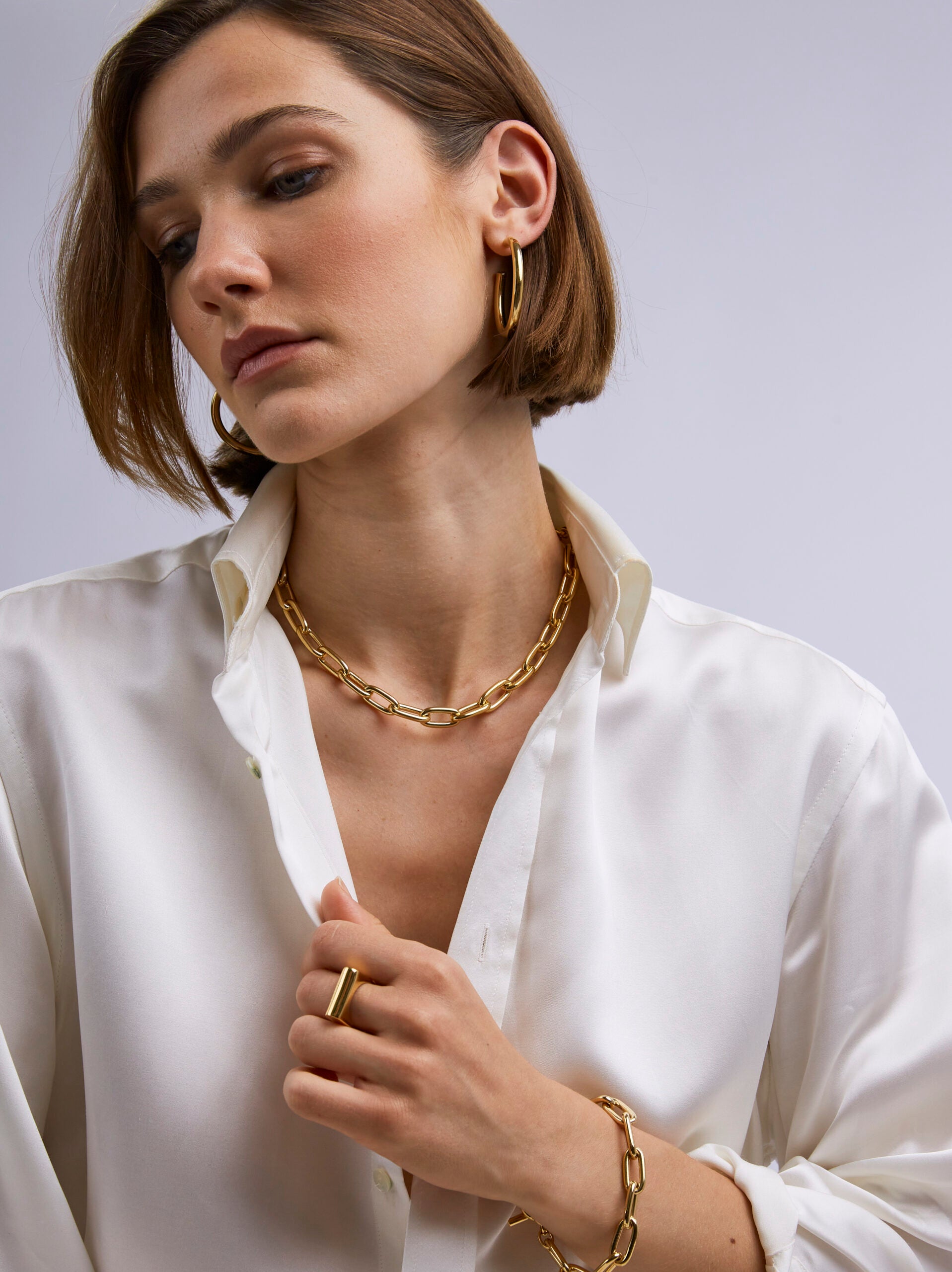 Small Gold Oval Chain Necklace