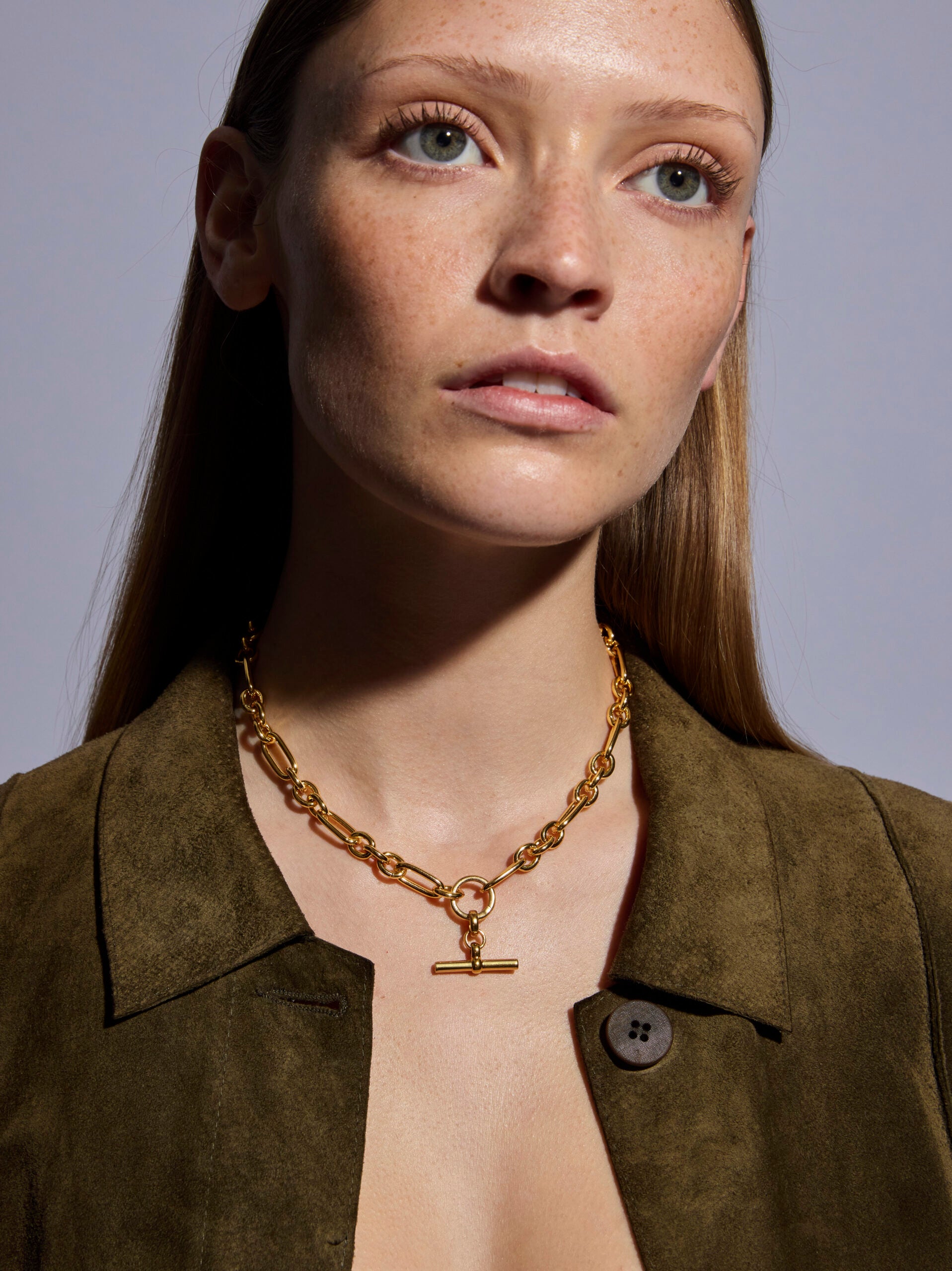 Small Gold T-bar on Clipt Watch Chain Necklace