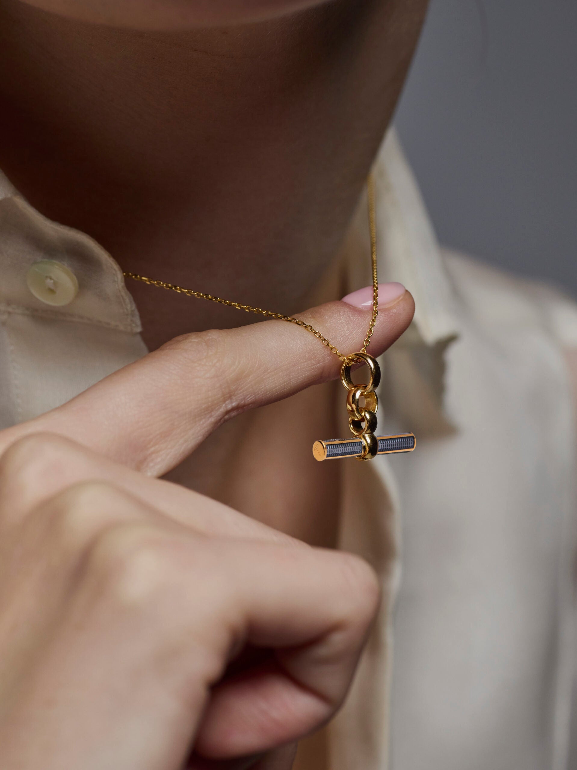 Grey Enamelled Small Gold T-bar on Trace Chain